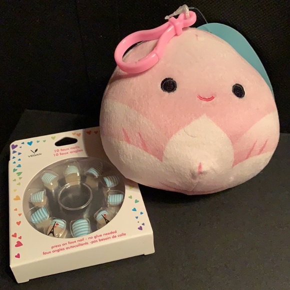 Squishmallows Toys Squishmallow Peek A Belly Keychain Nail Set